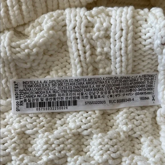 Zara Knit Button-Up Vest - Picture 6 of 7